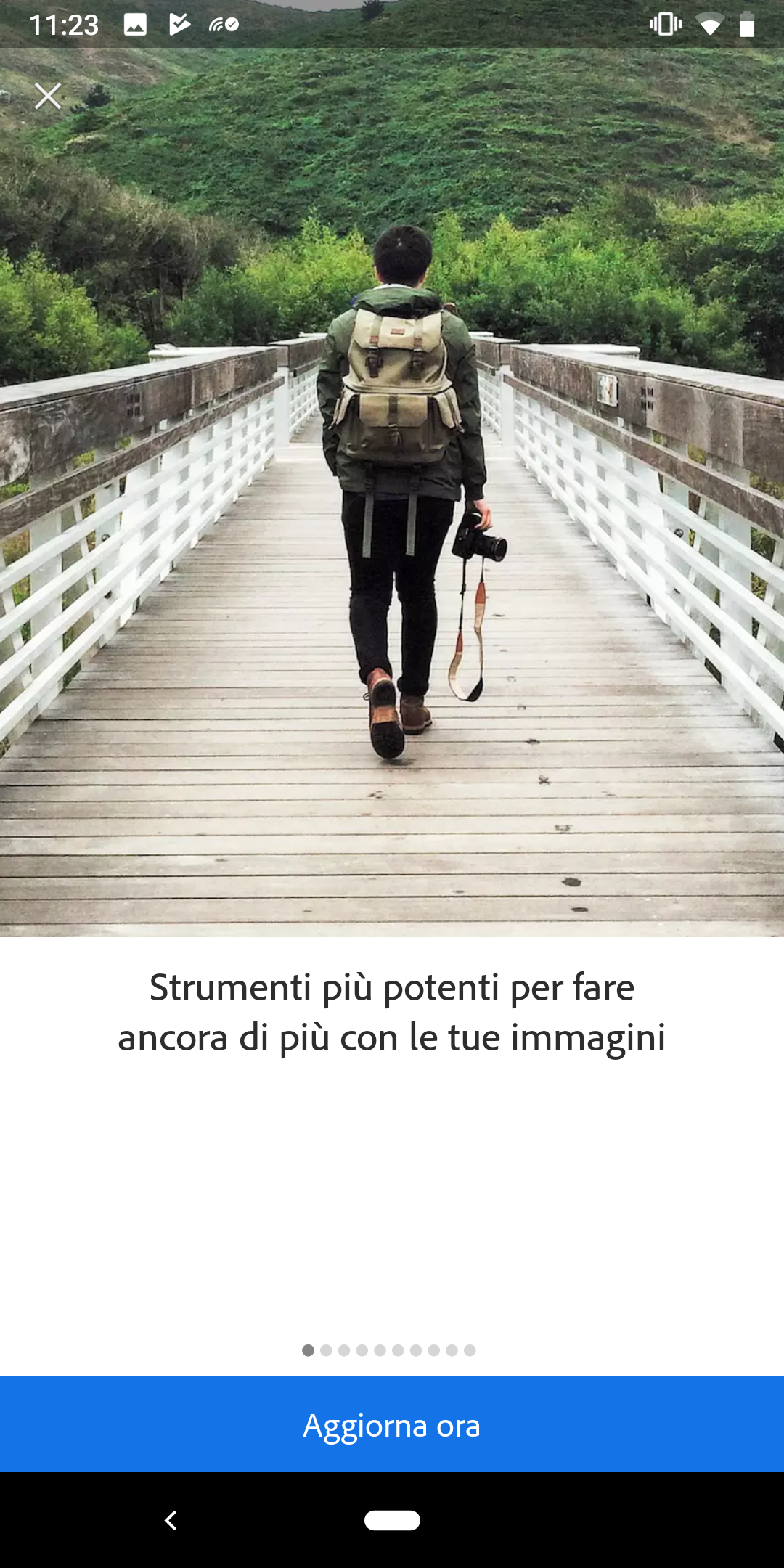 en la esquina superior izquierda