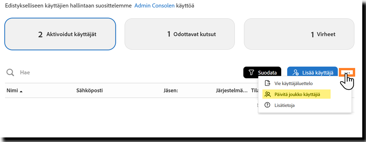 Käyttäjät-sivu, jolla on korostettuna Päivitä käyttäjät eränä -vaihtoehto