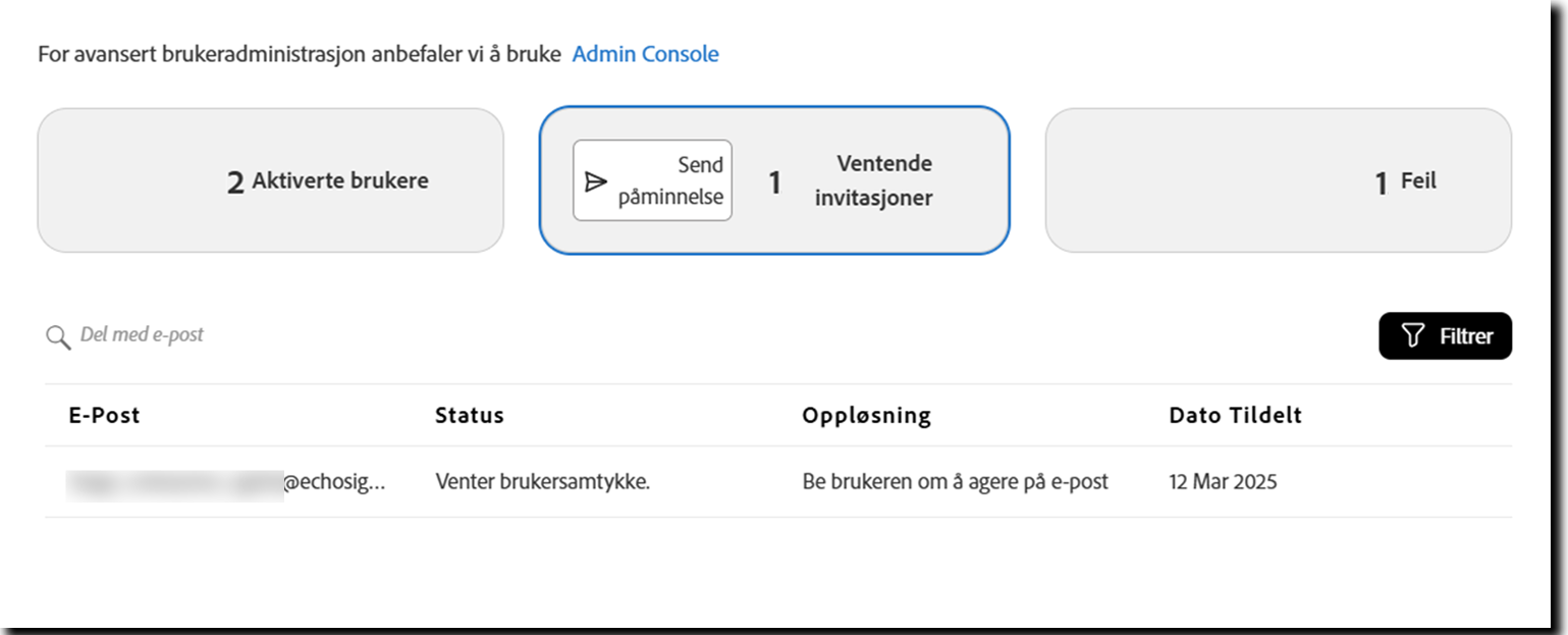 Brukere-siden viser Ventende invitasjoner-visningen