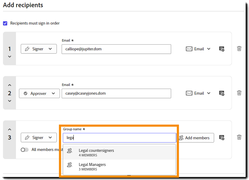 A seção “Adicionar destinatário” da opção Solicitar assinatura com um nome de grupo sendo adicionado e a lista resultante de grupos exibida.
